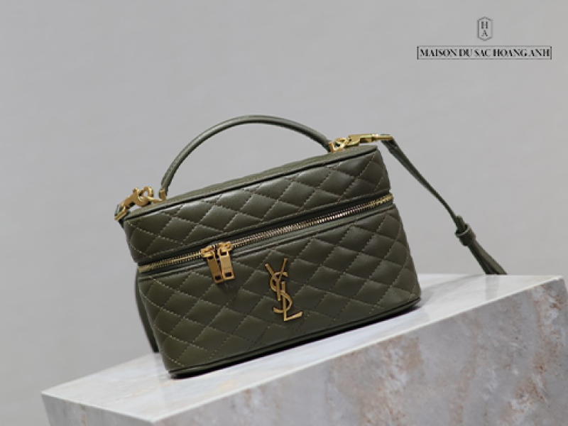 Túi Gaby Shoulder Bag