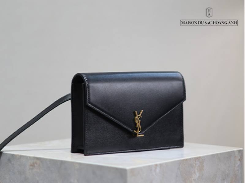 Túi Saint Laurent Envelope