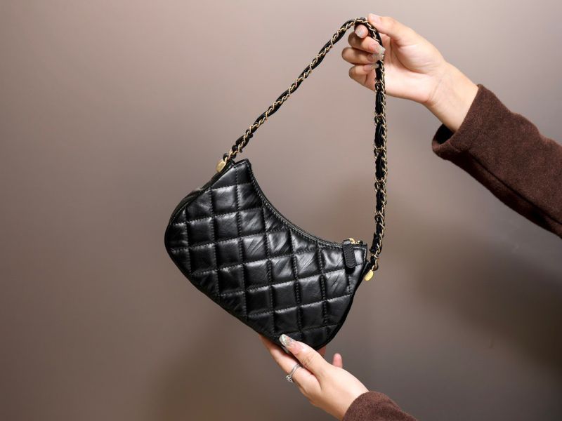Túi Xách Chanel Hobo bag