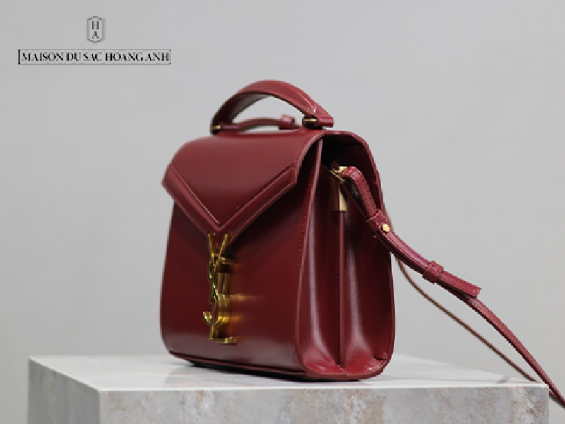Túi SaintLaurent Cassandra