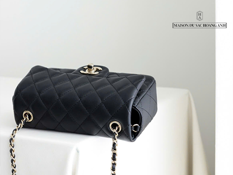 Chanel Classic Flag Bag