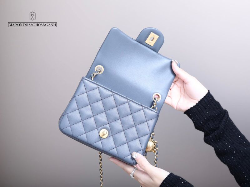 Túi Chanel Classic Mini 8