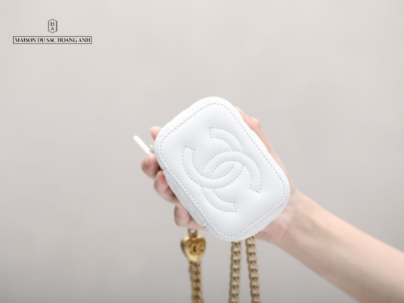 Chanel Small Classic Box with chain