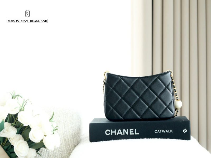 Túi Chanel Hobo