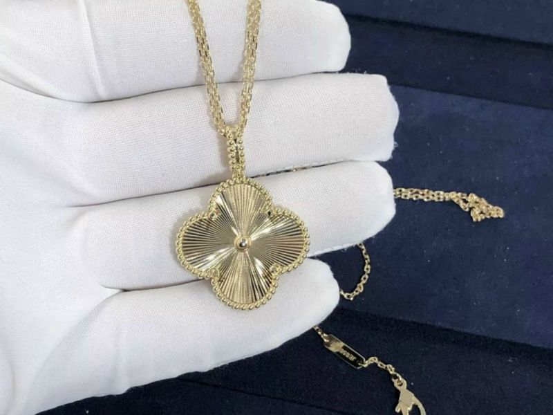 Vòng van cleef & Arpels