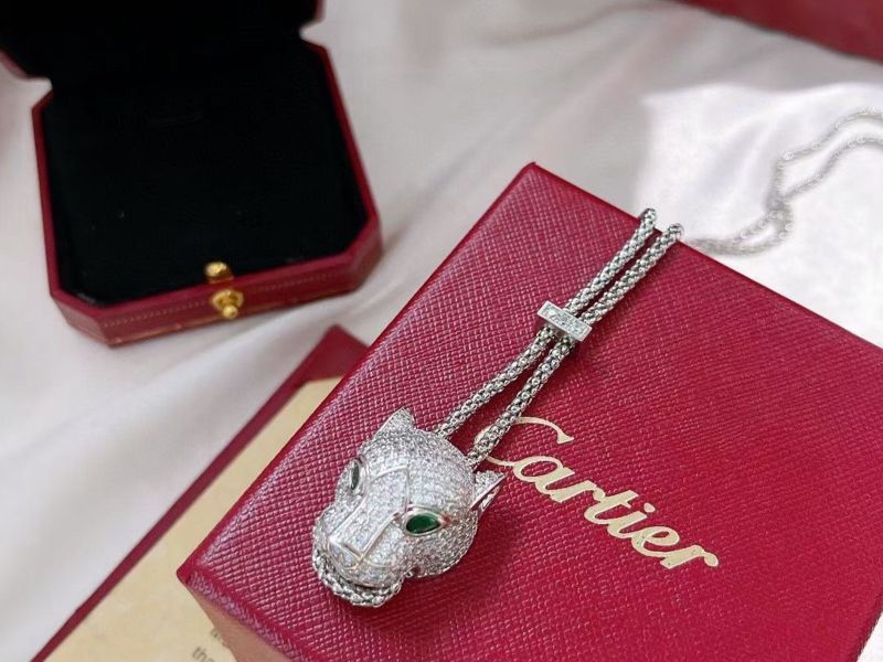 vòng cổ Cartier