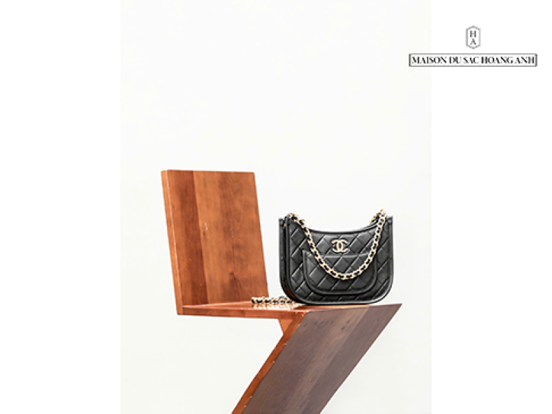 Chanel Hobo