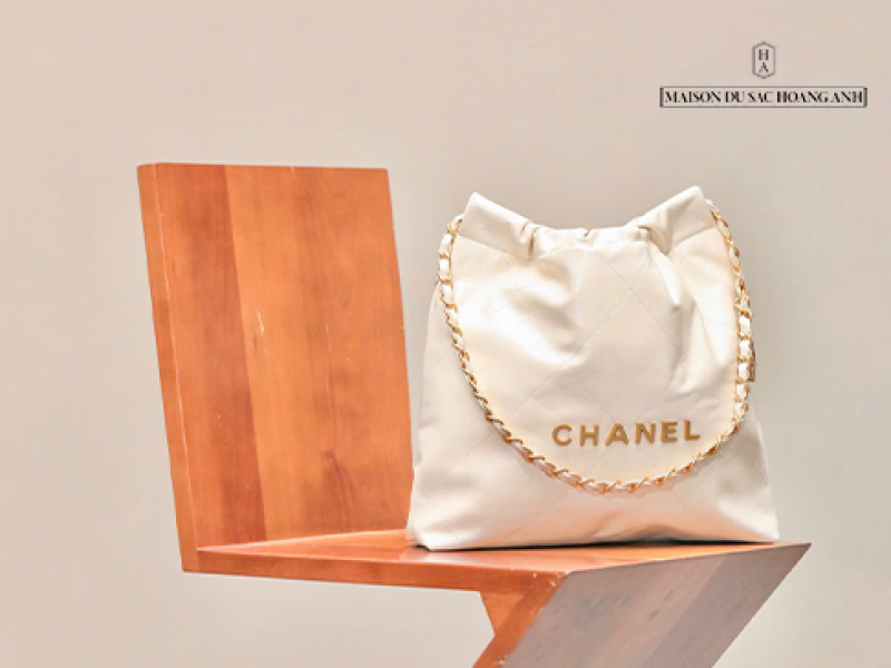 Túi Chanel 22 Handbag