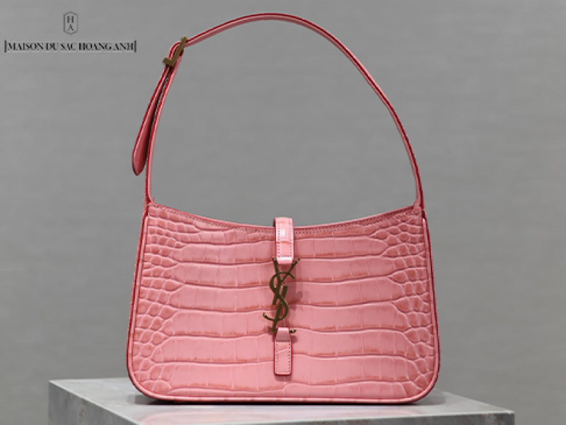 Túi Saint Laurent Le 5 À 7 Hobo Bag In Croccodile