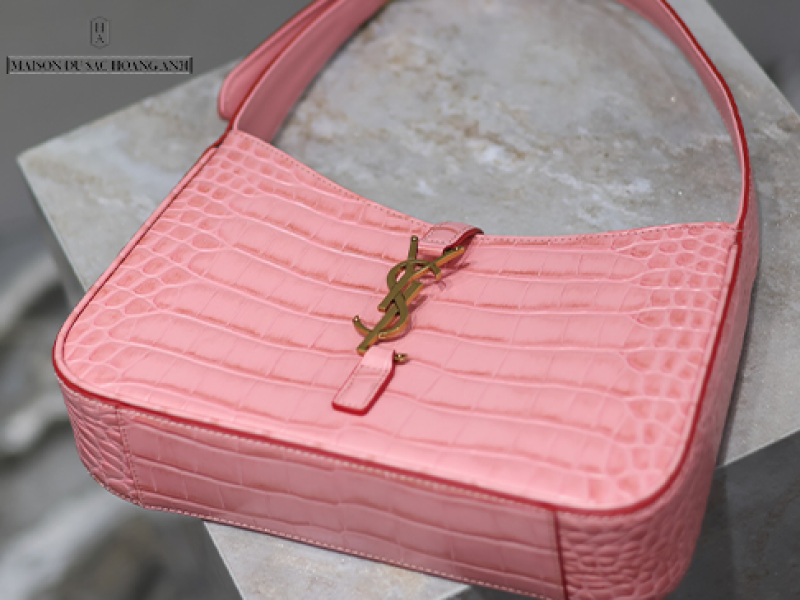 Túi Saint Laurent Le 5 À 7 Hobo Bag In Croccodile