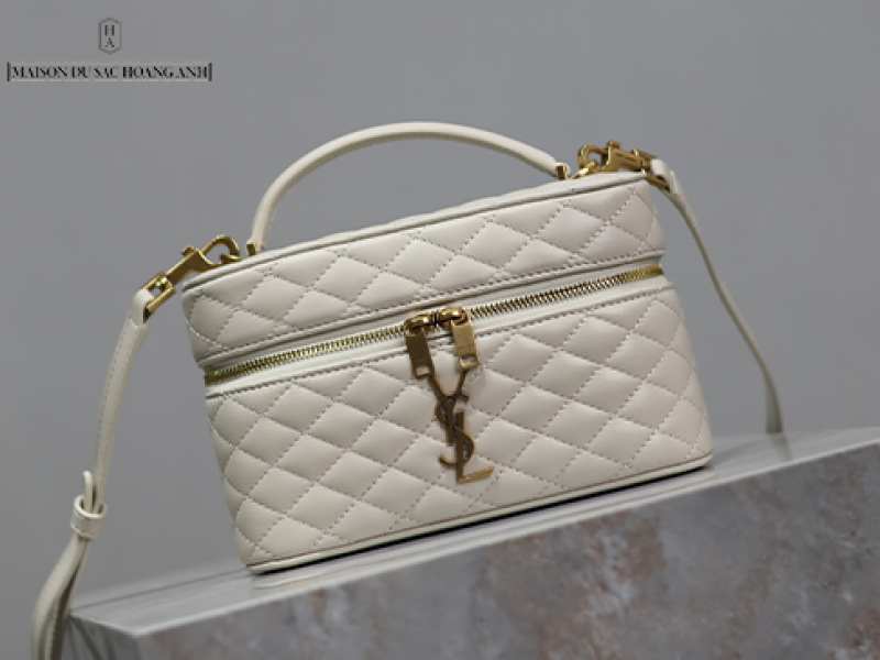 Túi Gaby Shoulder Bag