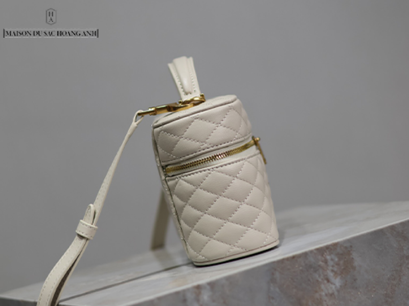 Túi Gaby Shoulder Bag