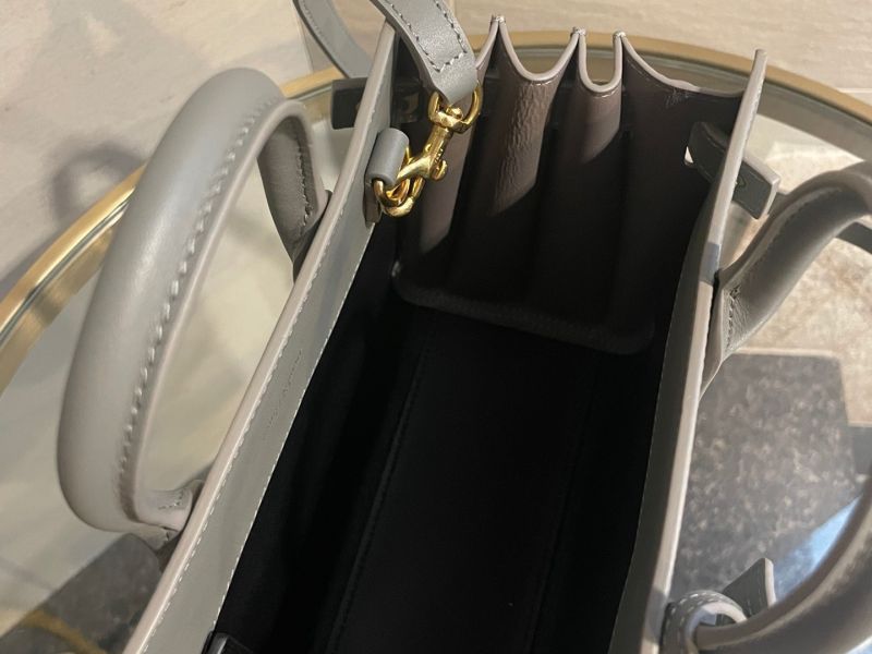 Túi Saint Laurent Sac De Jour Nano Croc Embossed