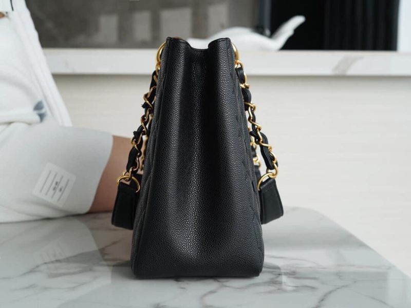 chanel matrasse chain tote