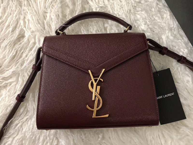 Túi SaintLaurent Cassandra