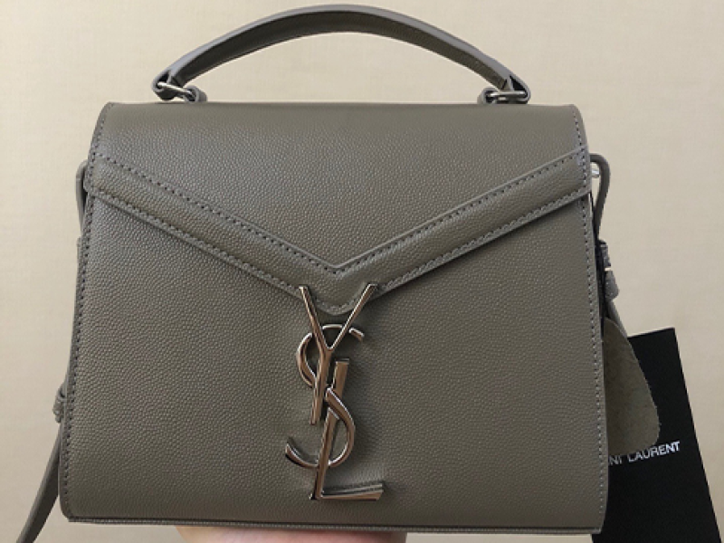 Túi SaintLaurent Cassandra