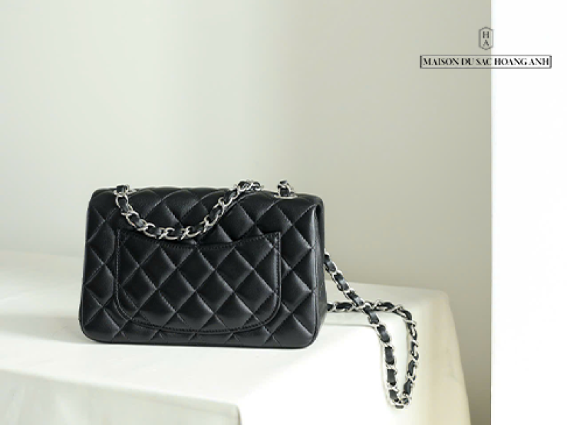 Túi Chanel Classic