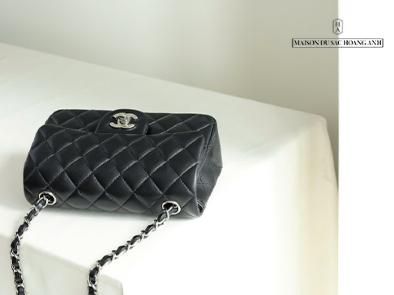 Túi Chanel Classic