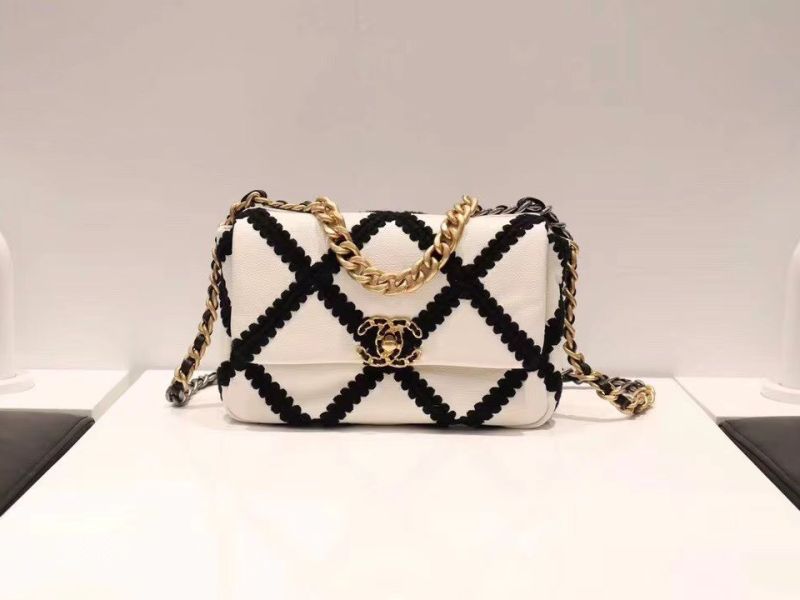Túi Xách Chanel 19 Flap Bag