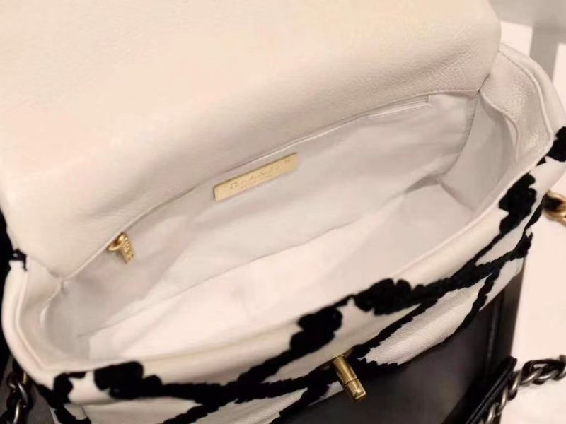 Túi Xách Chanel 19 Flap Bag