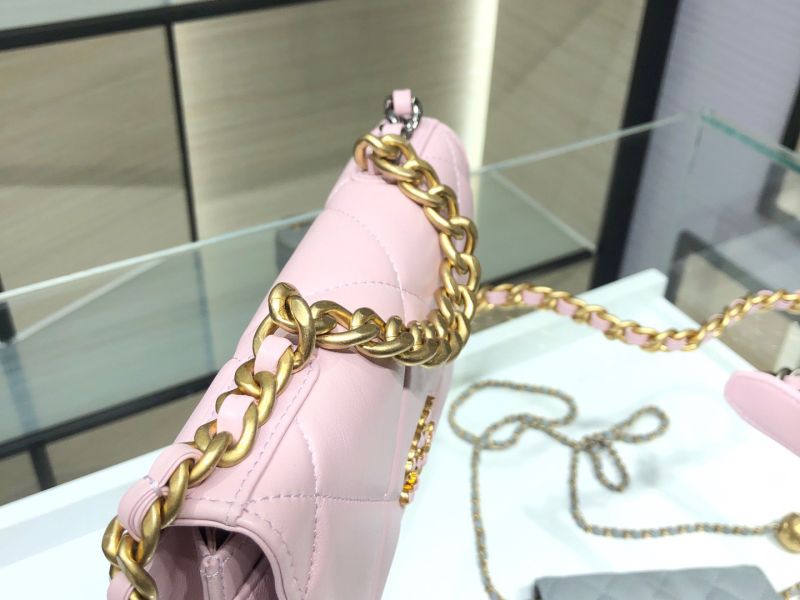 Túi Xách CHANEL 19 WOC