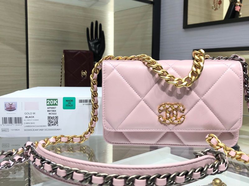 Túi Xách CHANEL 19 WOC