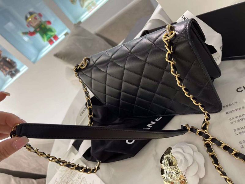 Túi Chanel bag Small Lid