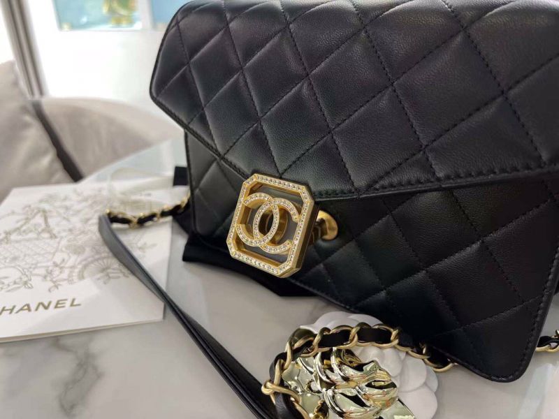 Túi Chanel bag Small Lid