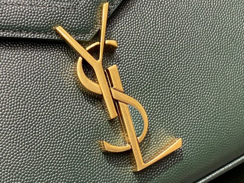 Túi xách YSL Cassandra Top Handle