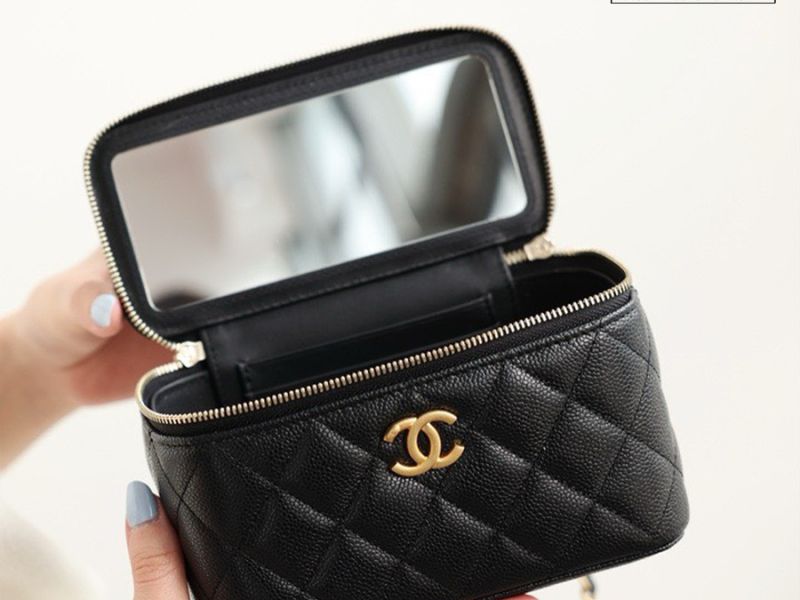 chanel vanity