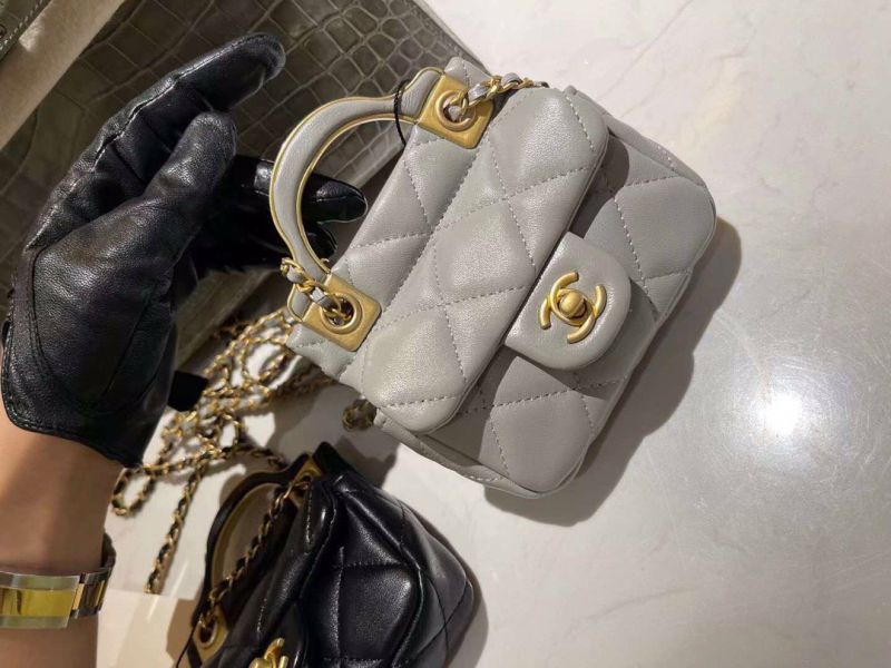 Túi Chanel Flap Card Holder With Chain