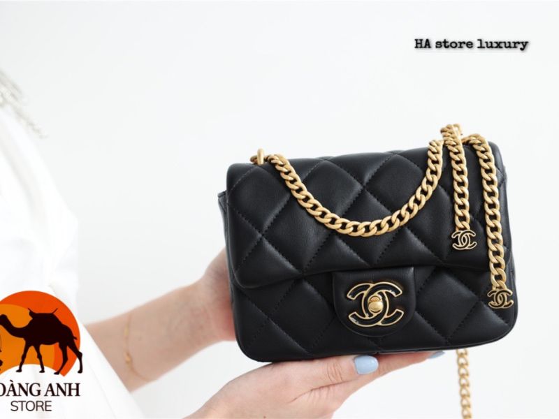 Chanel mini flap bang