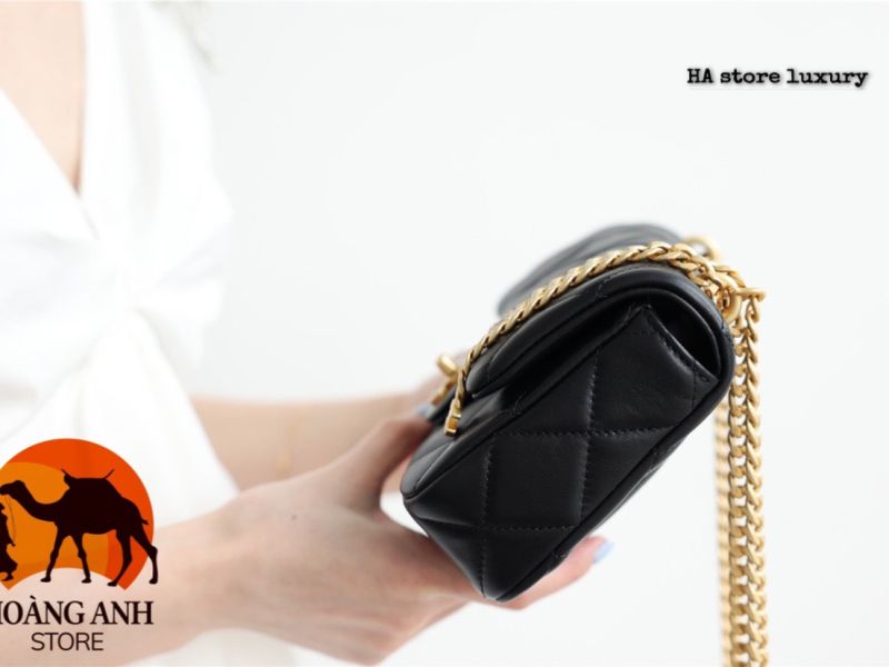 Chanel mini flap bang