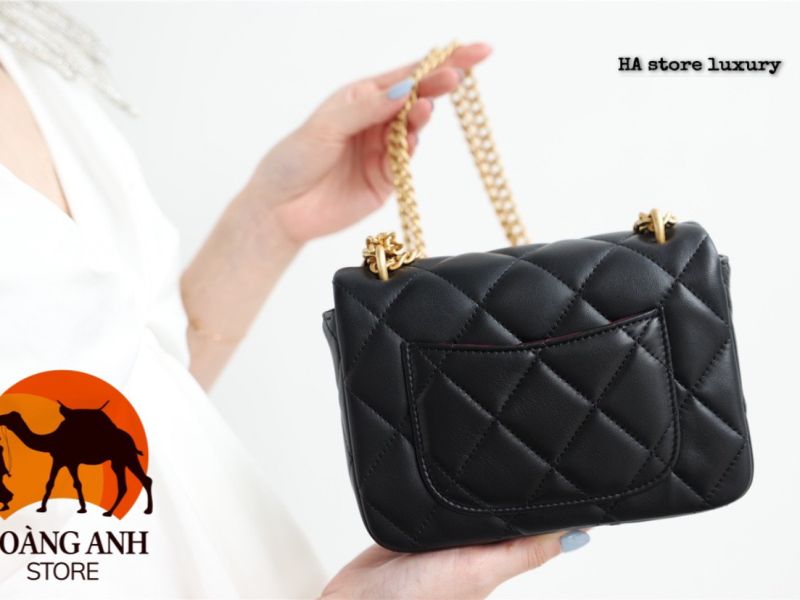 Chanel mini flap bang
