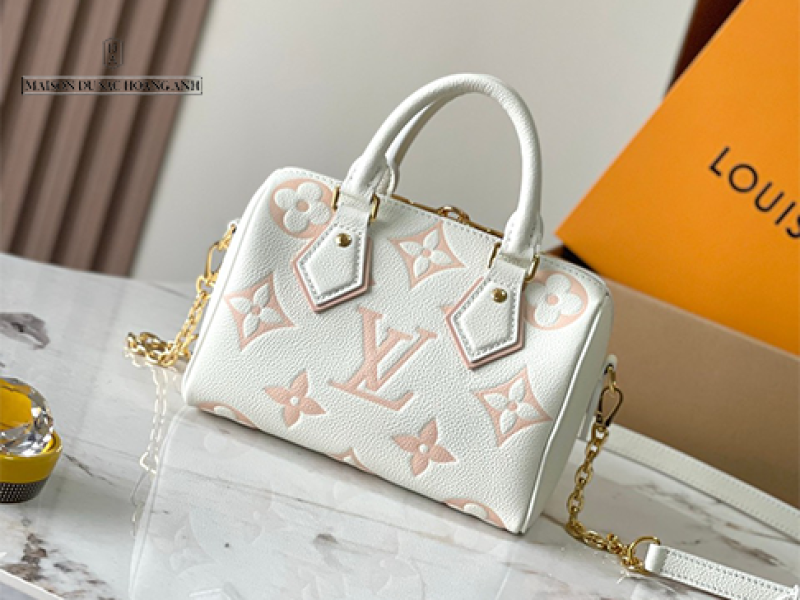 Louis Vuitton Speedy