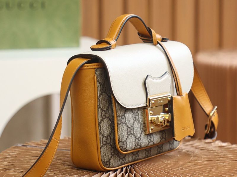 Túi Padlock small GG shoulder bag