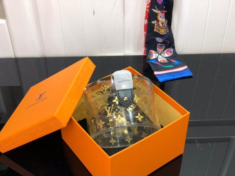 Túi Louis Vuitton Scott Box