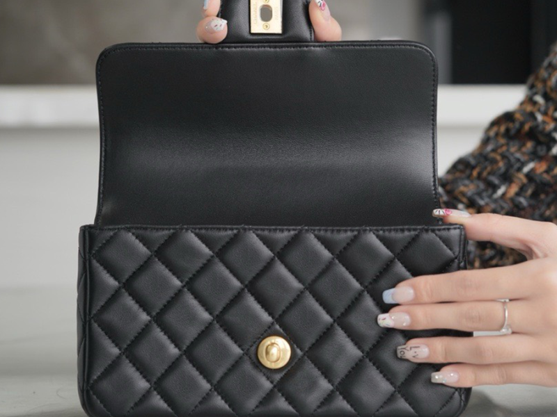 Túi Chanel Top Handle