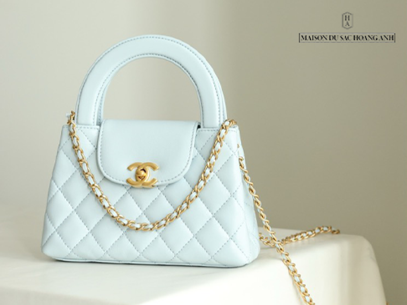 Chanel kelly bag