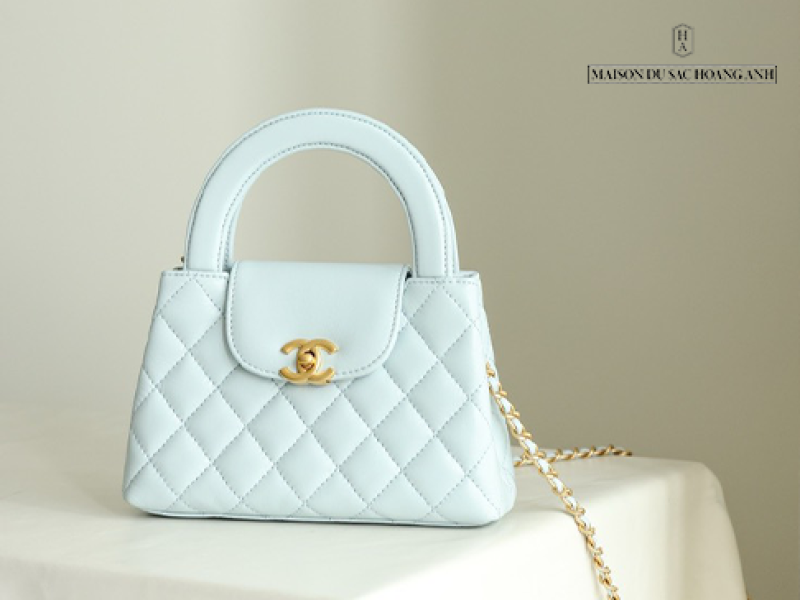 Chanel kelly bag