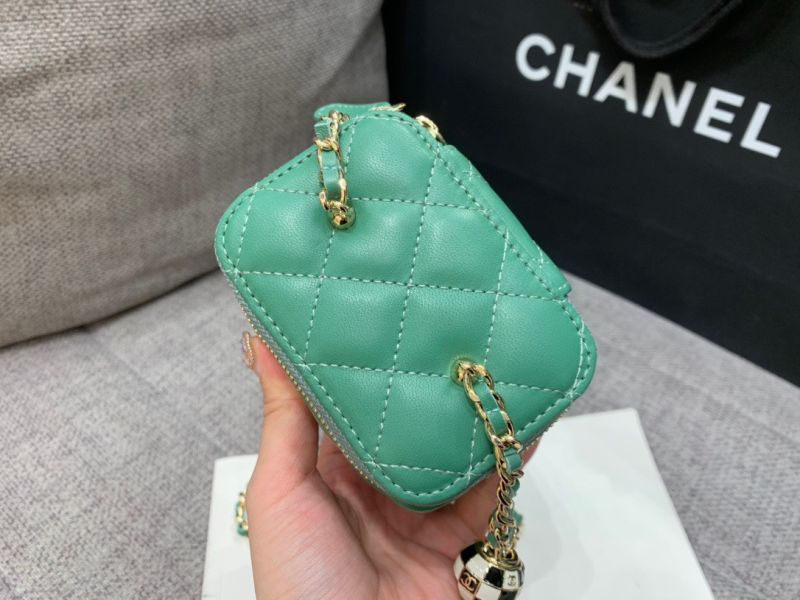 Chanel Small Classic Box with chain