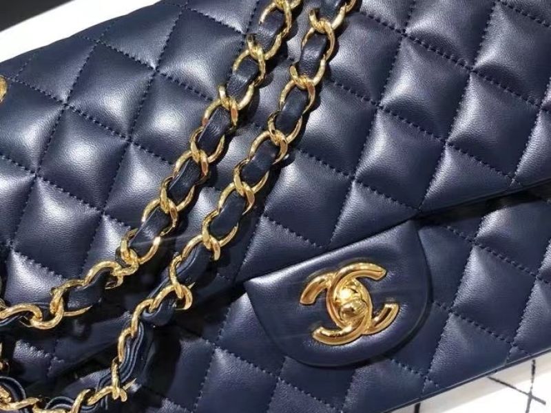 Túi Chanel Classic