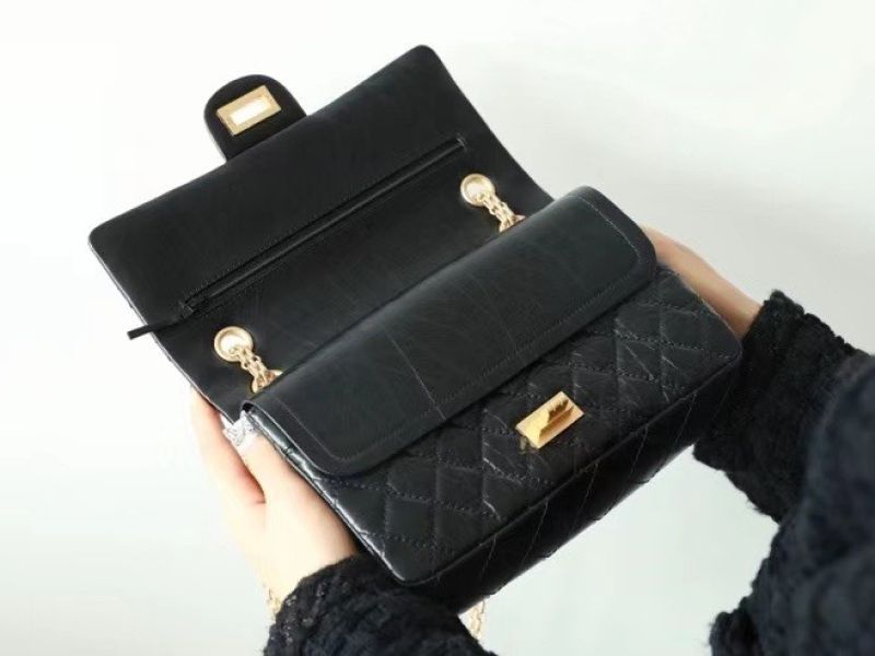 Chanel 2.55