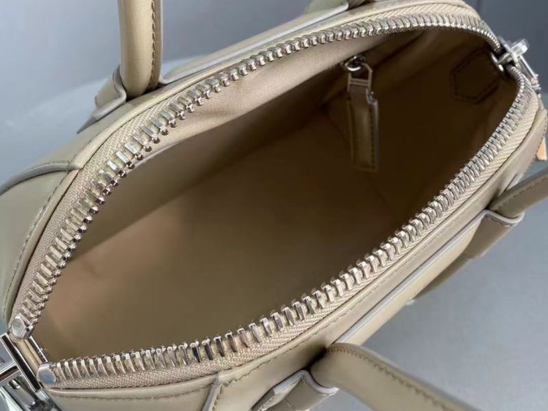 Givenchy Antigona Bag