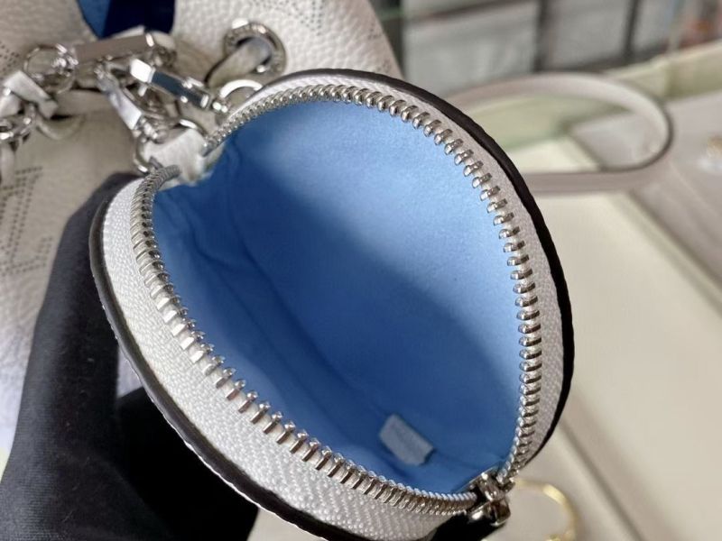 Louis Vuitton BELLA