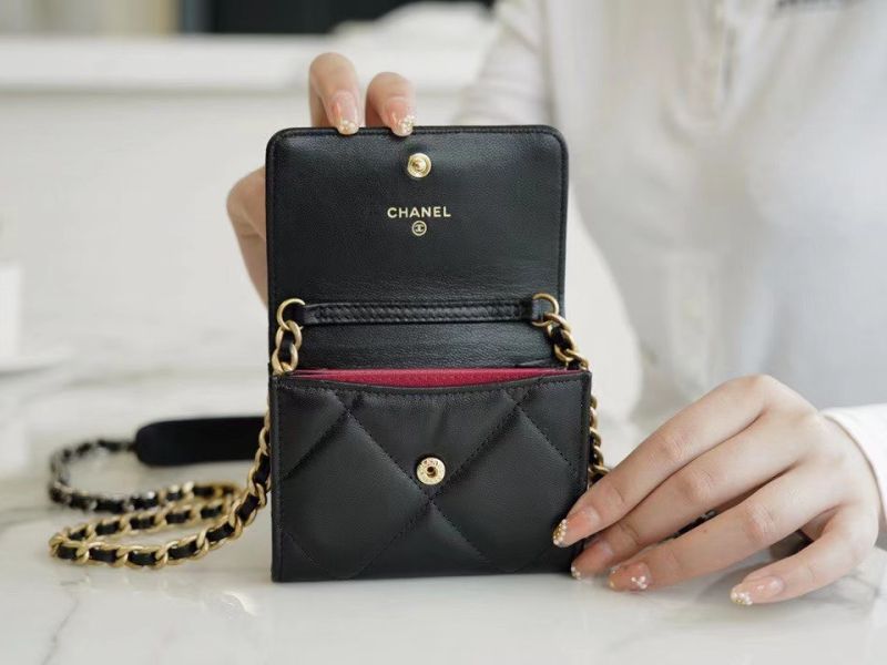 Chanel 19 Mini Woc Bag