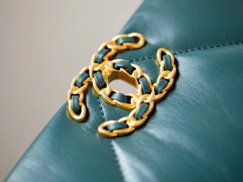 Chanel 19 Flap Bag