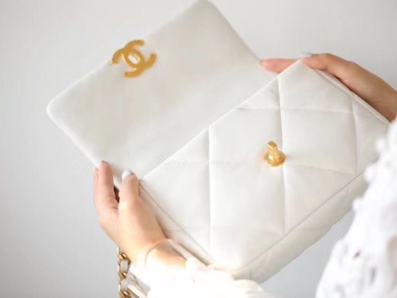 Chanel 19 Flap Bag