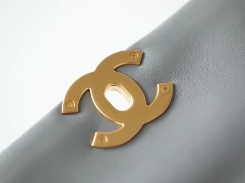 Chanel 19 Flap Bag