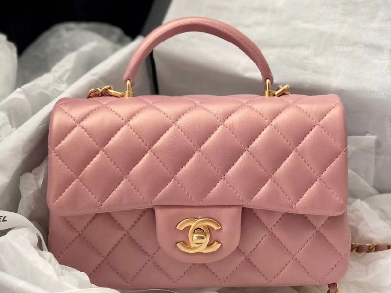 Chanel Classic handle